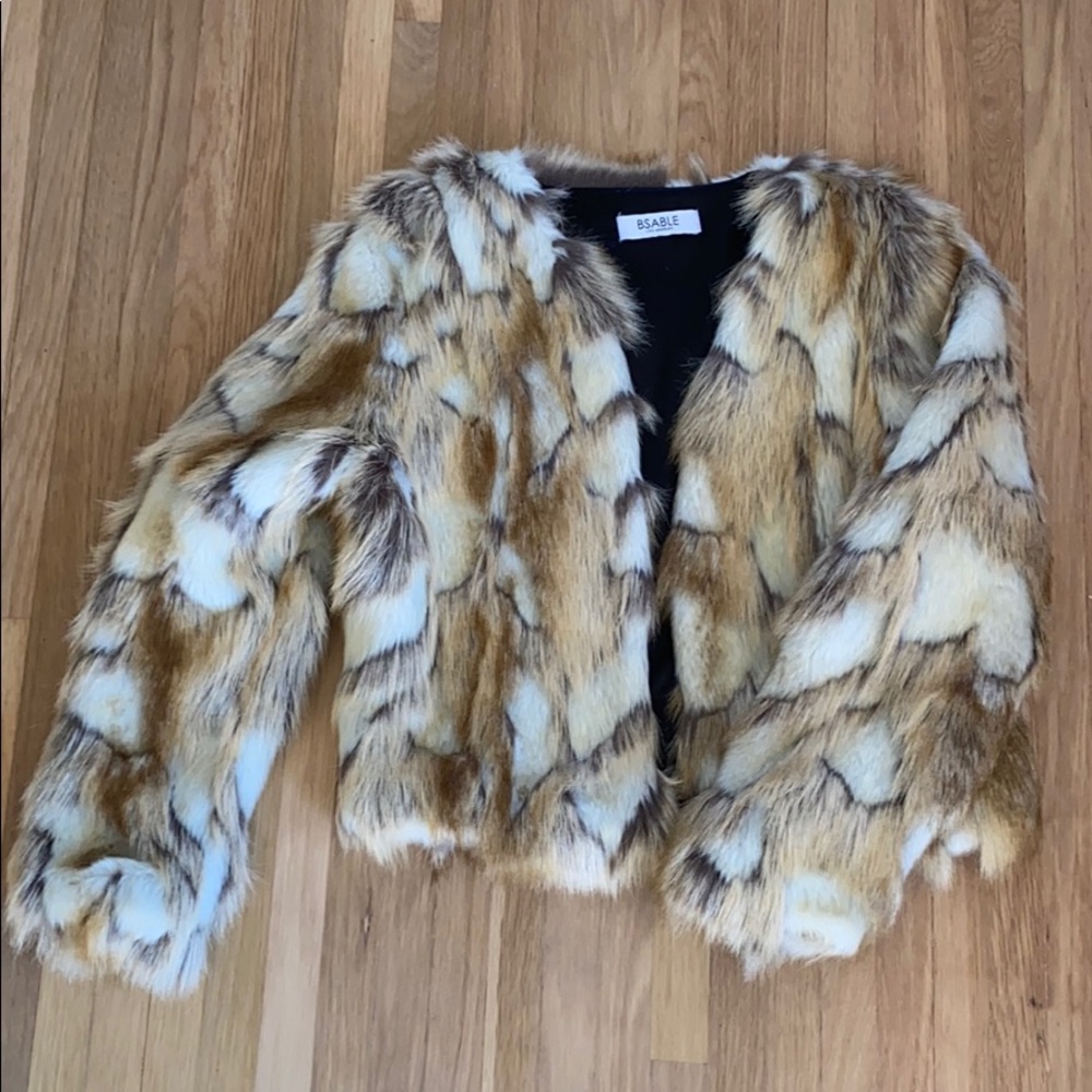 Faux Fur jacket - Picture 4 of 10